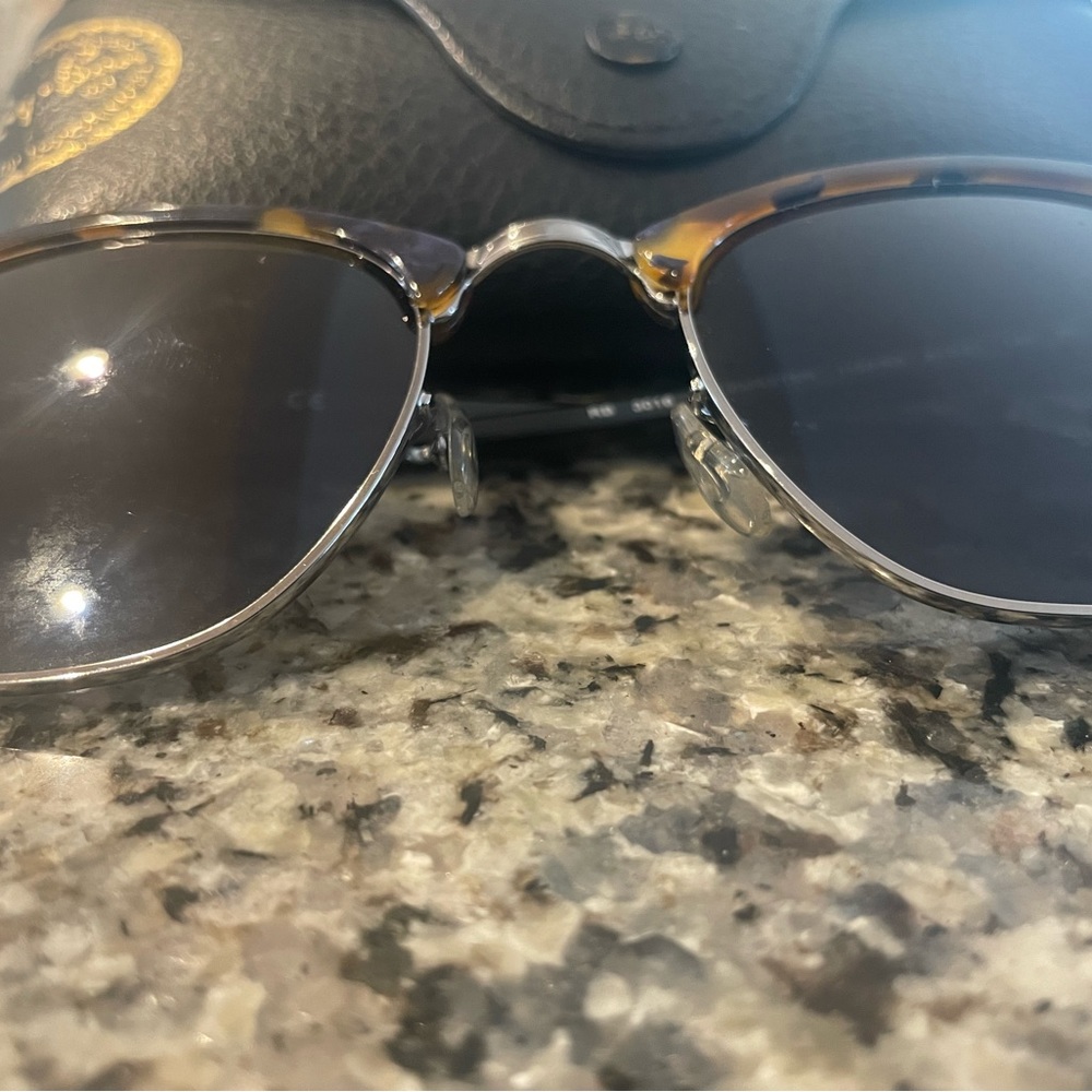 Authentic Ray-Ban clubmaster classic